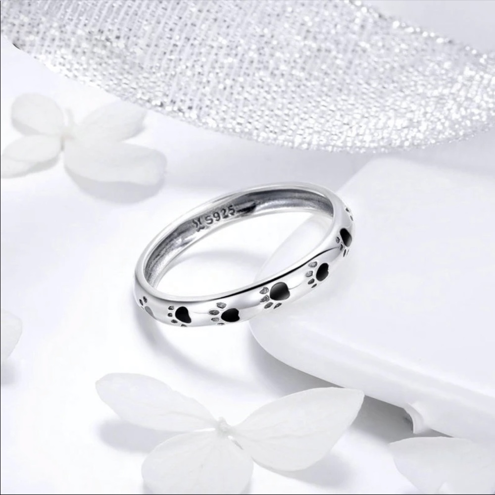 🐾 New 925 Silver Dog Paw 🐾 Black Carved Ring 🐾 - Picture 3 of 5